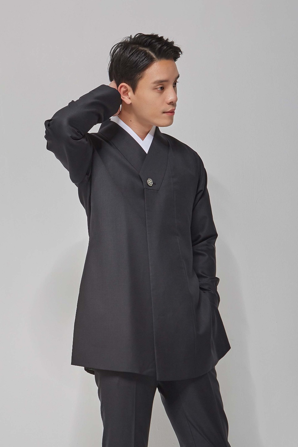 Fastened Collar Long Hanbok Suit Jacket  - Black