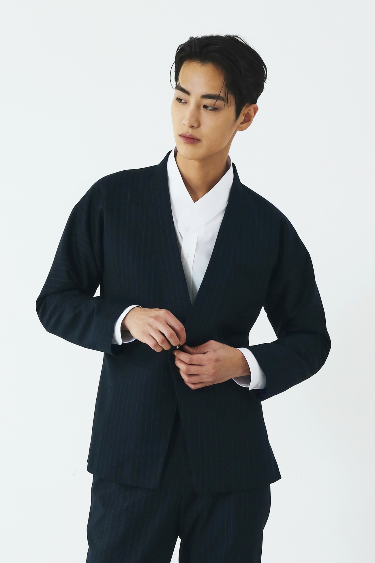 Facing Collar Short Hanbok Suit Jacket - Navy Stripe