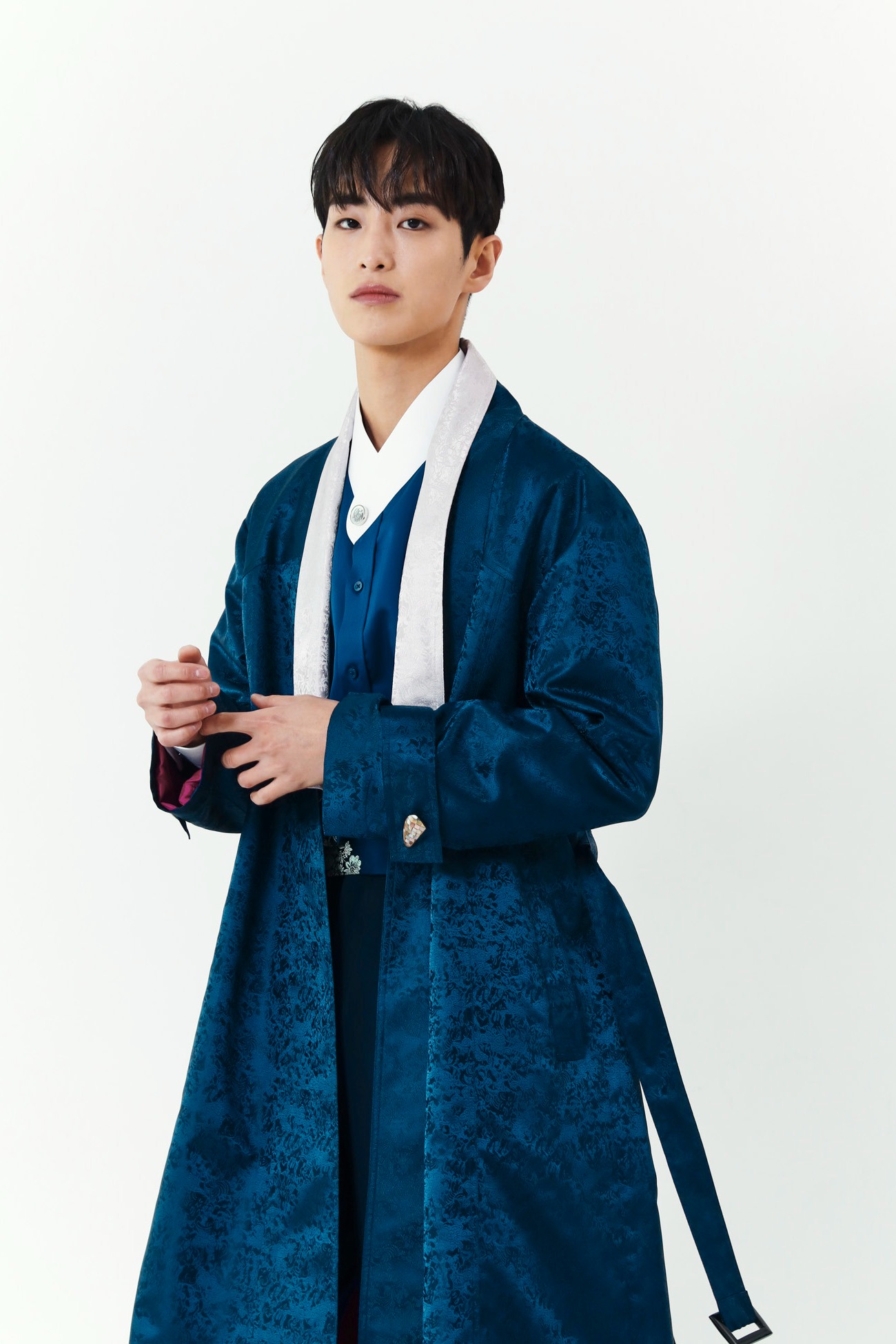 Dopo Trench Coat Dark Blue - Hanbok Fabric