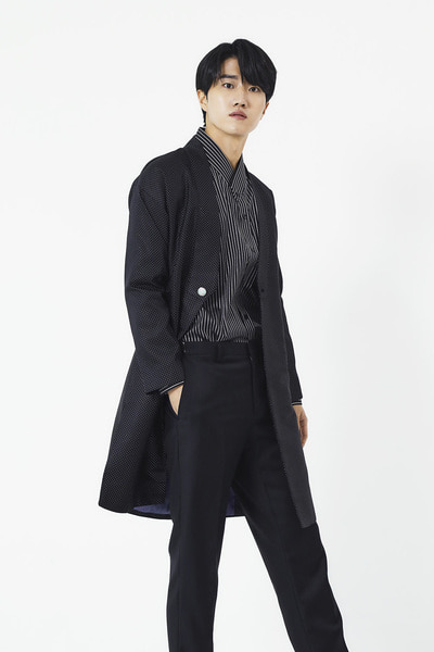 [Rental] Silk Dotted Facing Collar Coat - Black (Single Item)