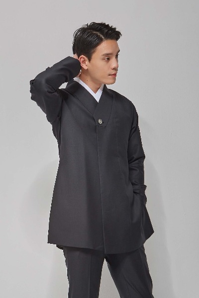 [Lending] Close-up Long Hanbok Suit Jacket - Black